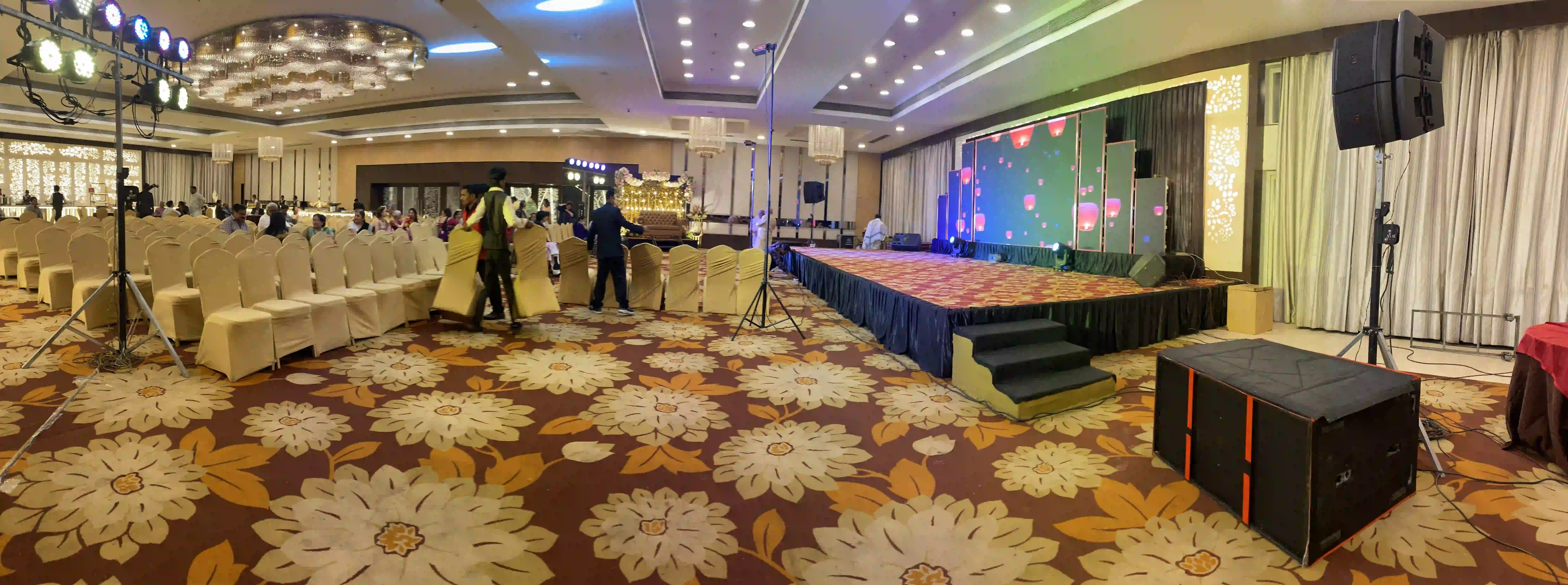 LED Wall with Truss and Stage Lighting in Nagpur